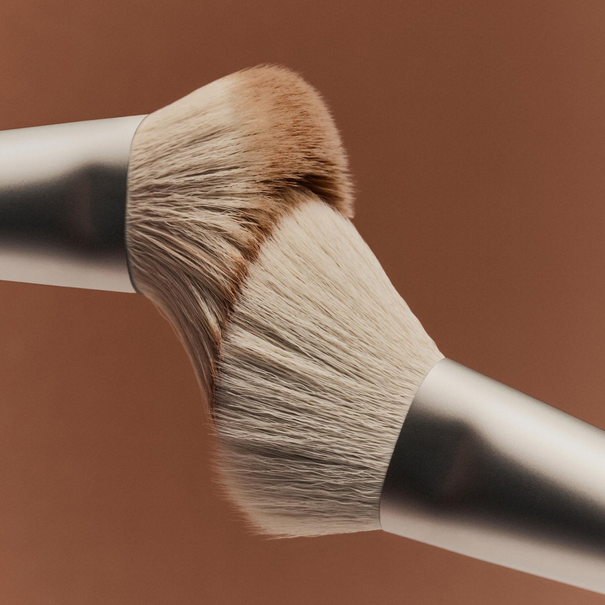 the-bronzer-brush-c4 Bronzer_Brush-1.jpg